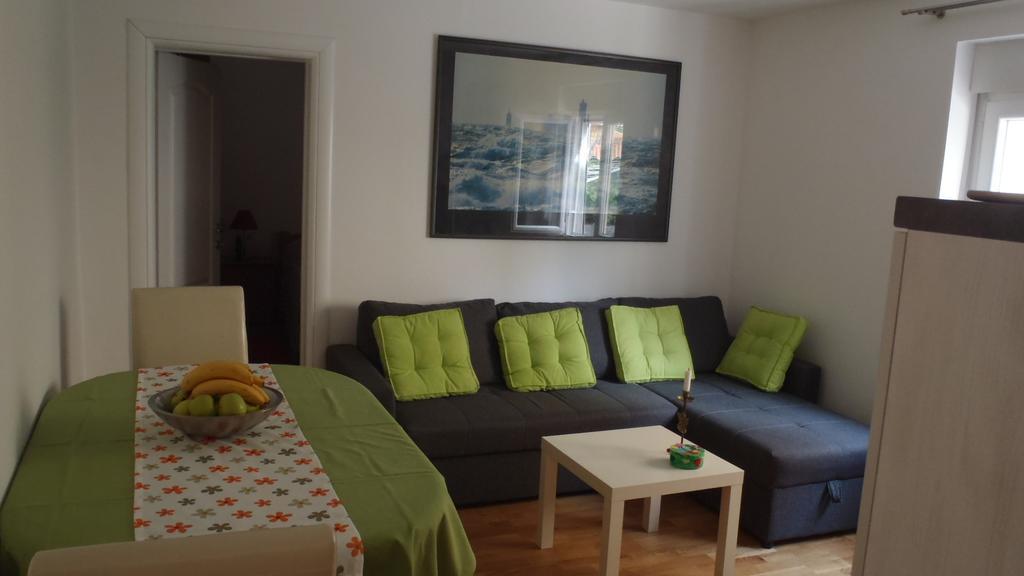 Appartamento Apartman Zara Camera foto